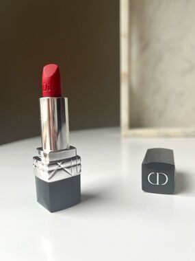 DIOR Rouge Matte Lipstick, #999 Classic Red NEW, RETAILS $50